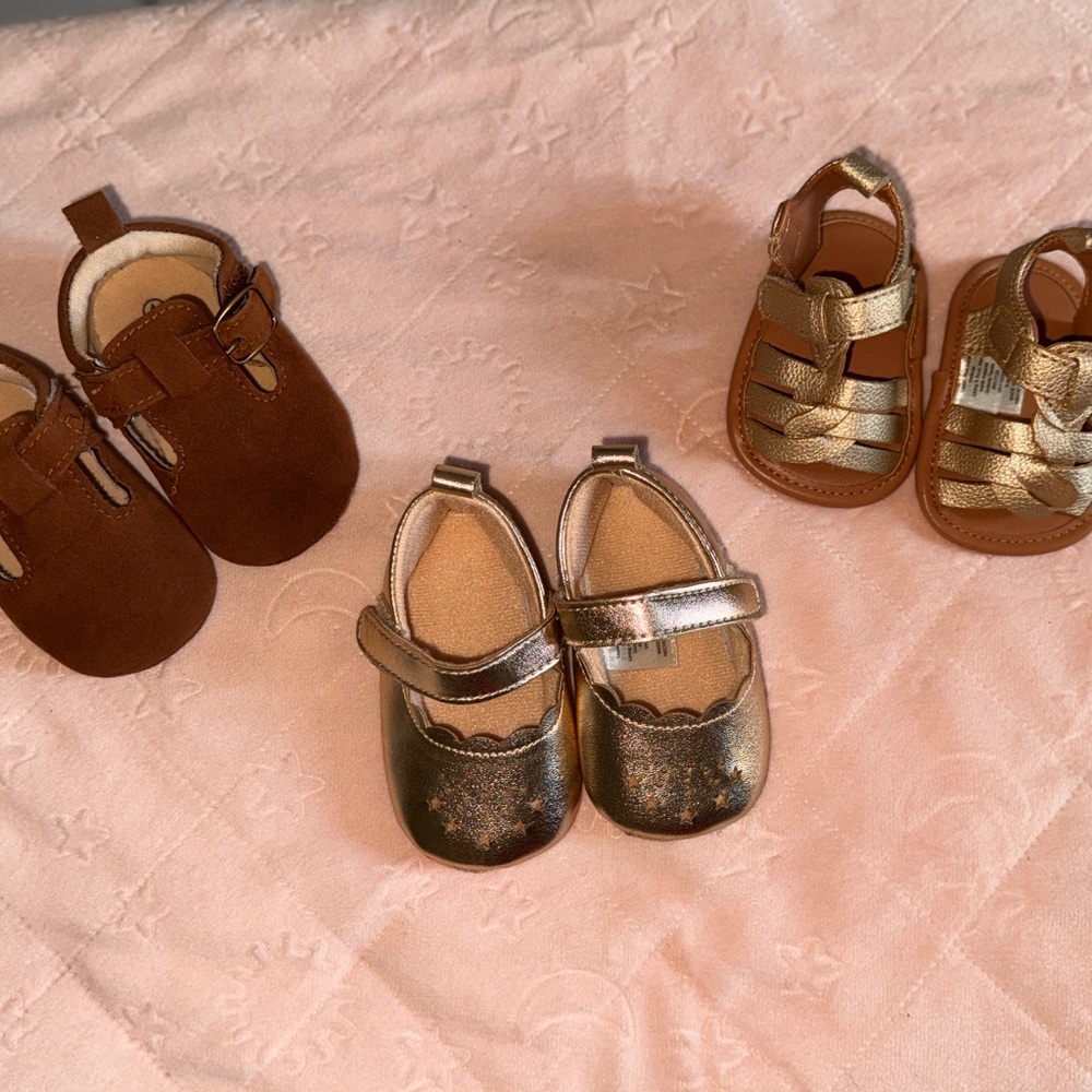 Lucky Brand Baby Shoe in Brown / Target brand closed shoe and sandal